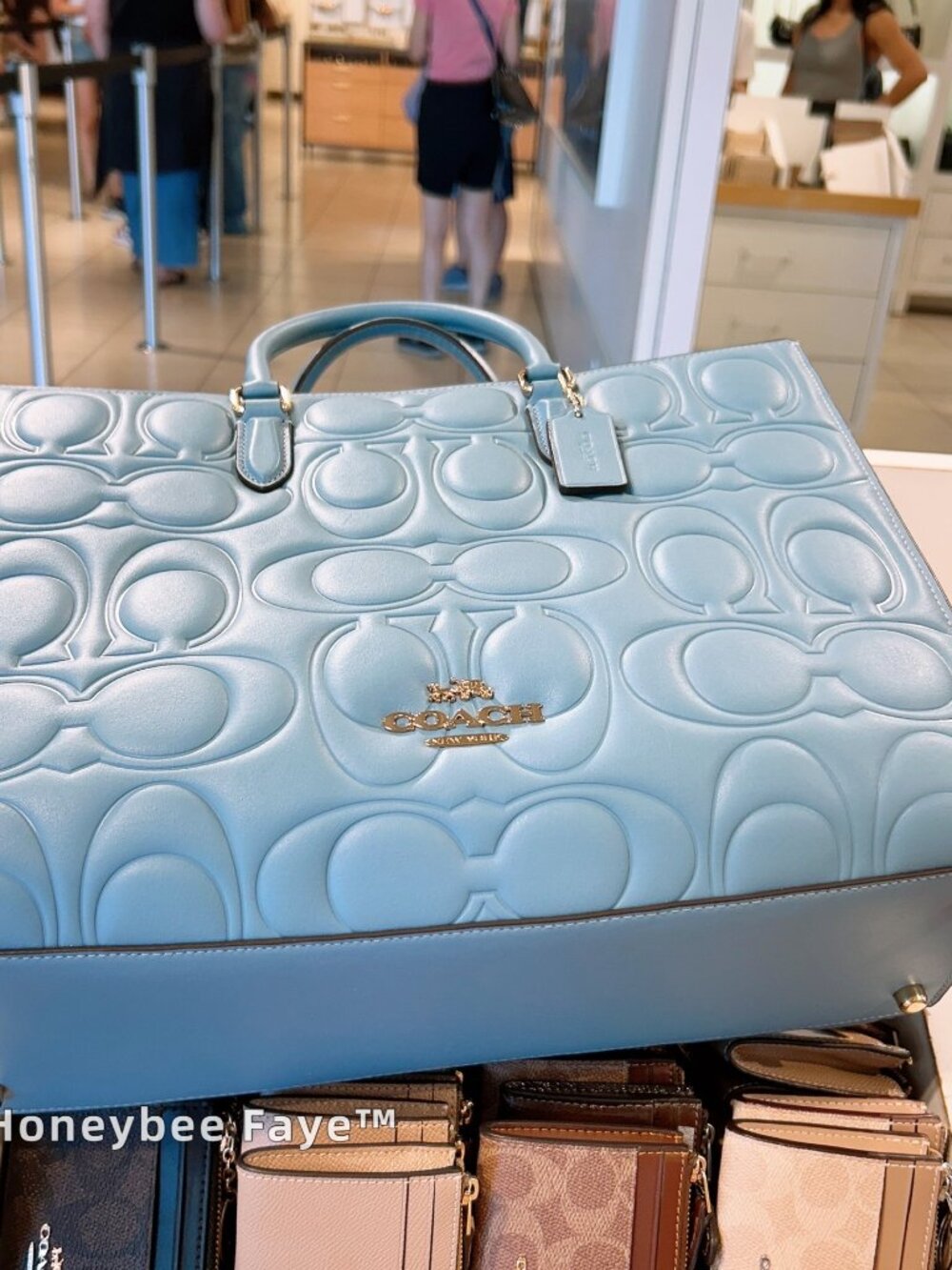 Maggie Tote Bag In Signature Leather CY672 Azure - Picture 4 of 9